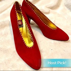 💥Host Pick!💥 Vintage NWOT 1980s Anne Klein Red Suede Pumps Gold Braid Accent